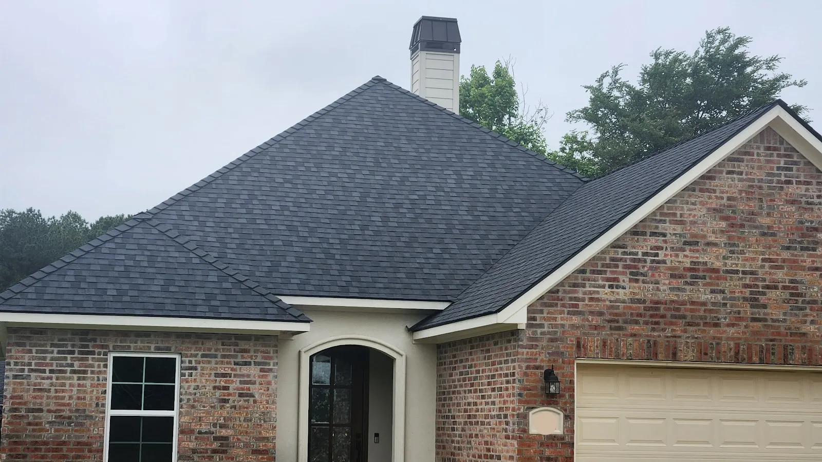 Completed roof replacement by Champion Roofing in the Shreveport area — project 6